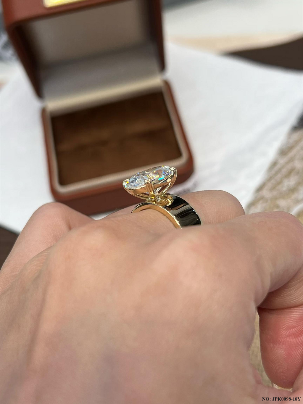 18K Gold 5ct Oval Cut Lab-Grown Diamond Ring - Luxury Wide Smooth Band Statement Ring