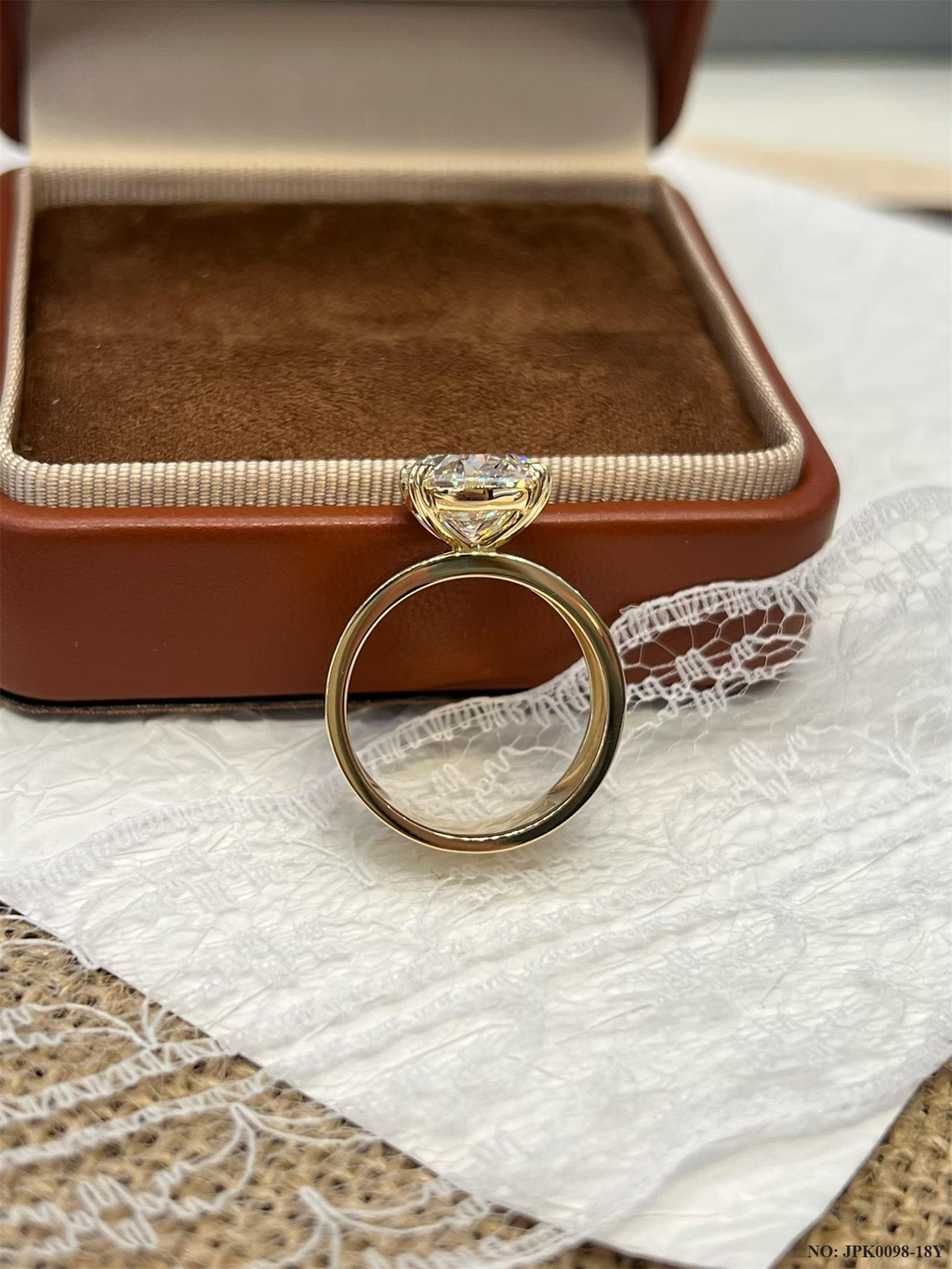 18K Gold 5ct Oval Cut Lab-Grown Diamond Ring - Luxury Wide Smooth Band Statement Ring