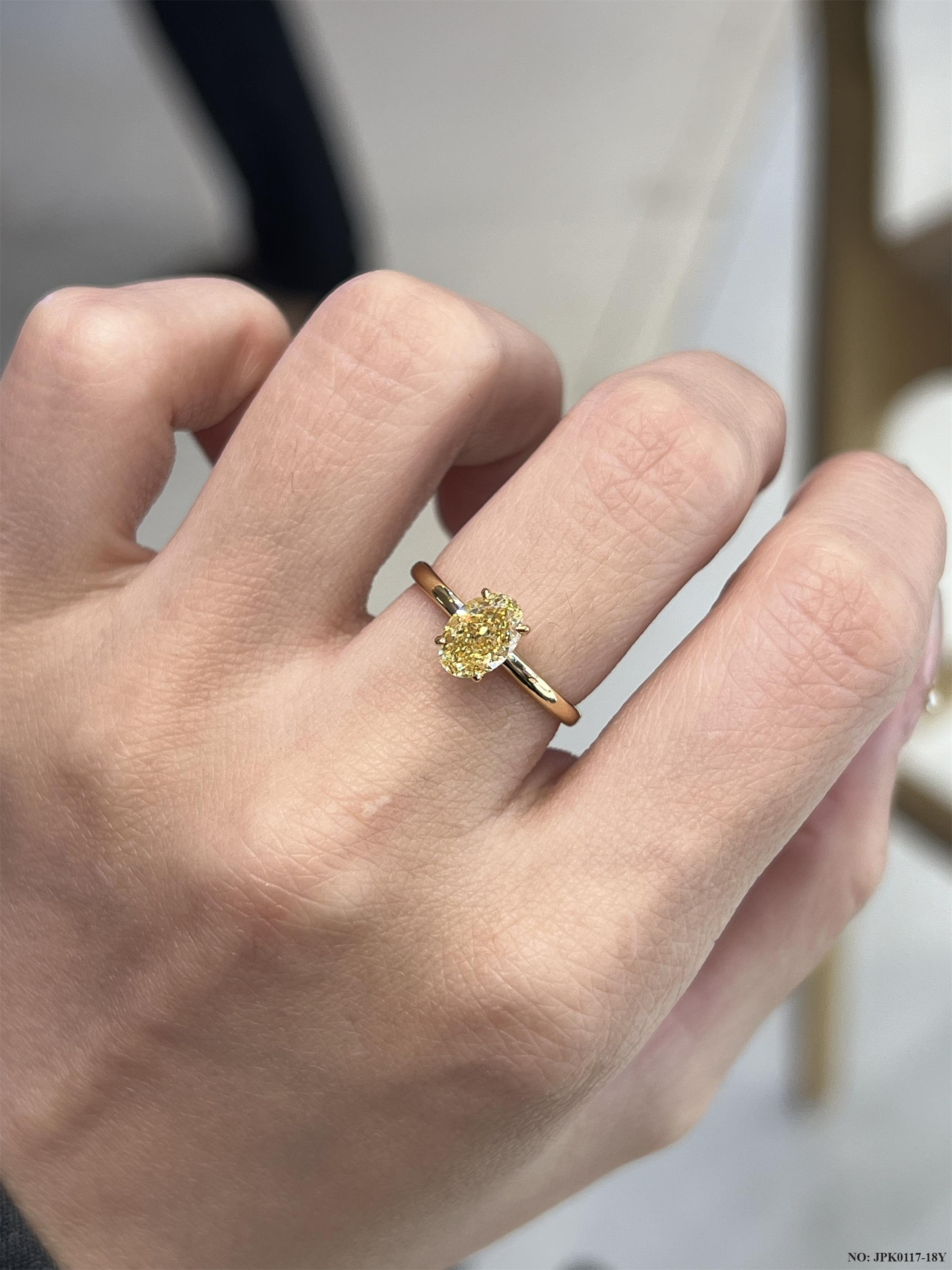 18K Gold 1ct Yellow Oval Lab-Grown Diamond Ring - Classic 4-Prong Solitaire Plain Band