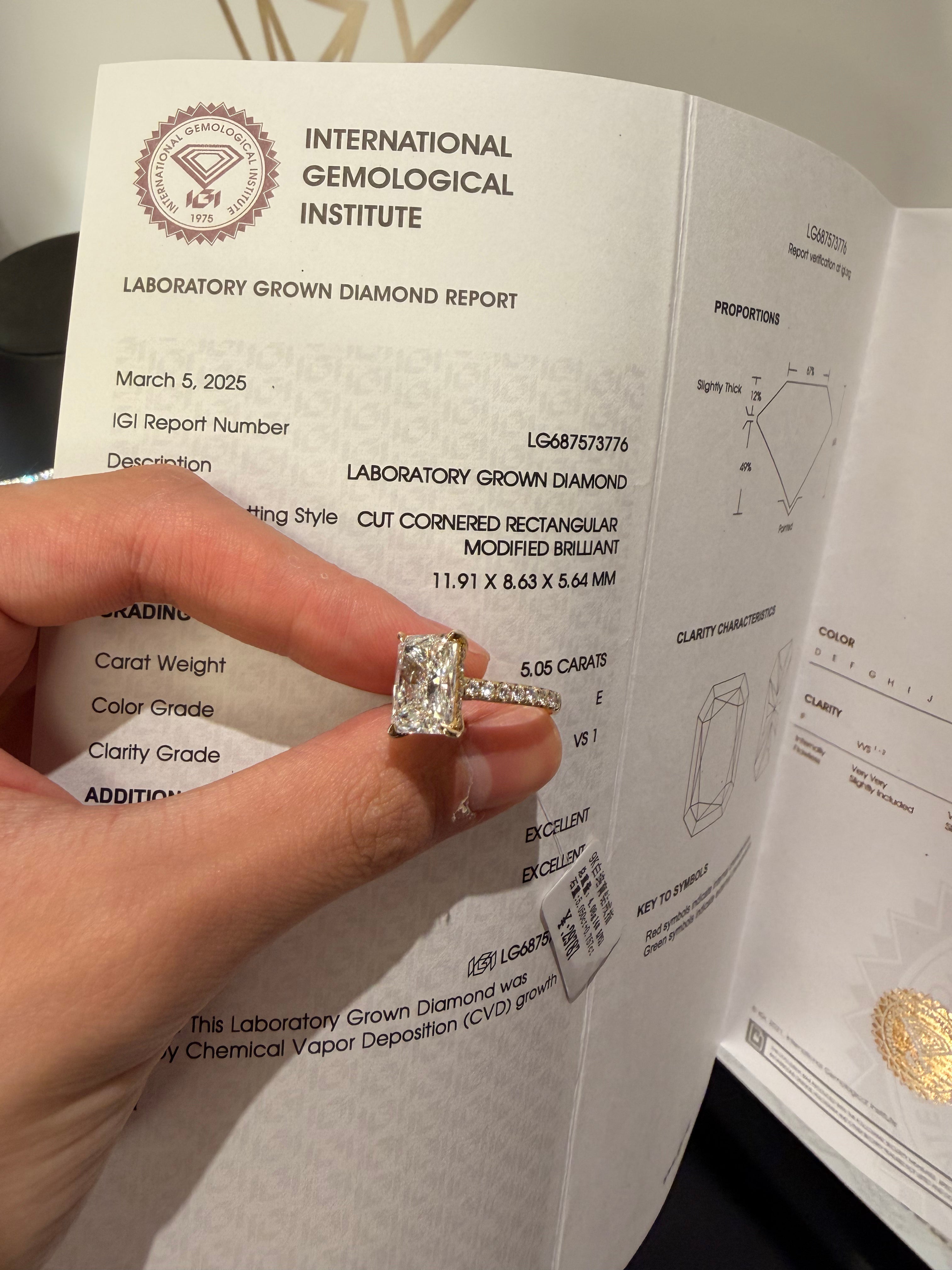035  fot Stephanie 5.05 Carat, E Color, VS1 Clarity, 9K Gold Radiant Cut Ring Size 7